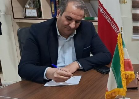 توزیع ۱۲۴۷ پک دانش‌آموزی میان دانش‌آموزان نیازمند رومشکان