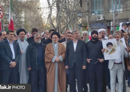 ملت ایران آماده جان‌فشانی در برابر دشمن است