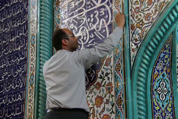 غبارروبی مساجد رومشکان در ماه مبارک رمضان