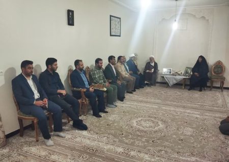 تجلیل از خانواده مسئول سابق نمایندگی ولی‌فقیه در سپاه دزفول