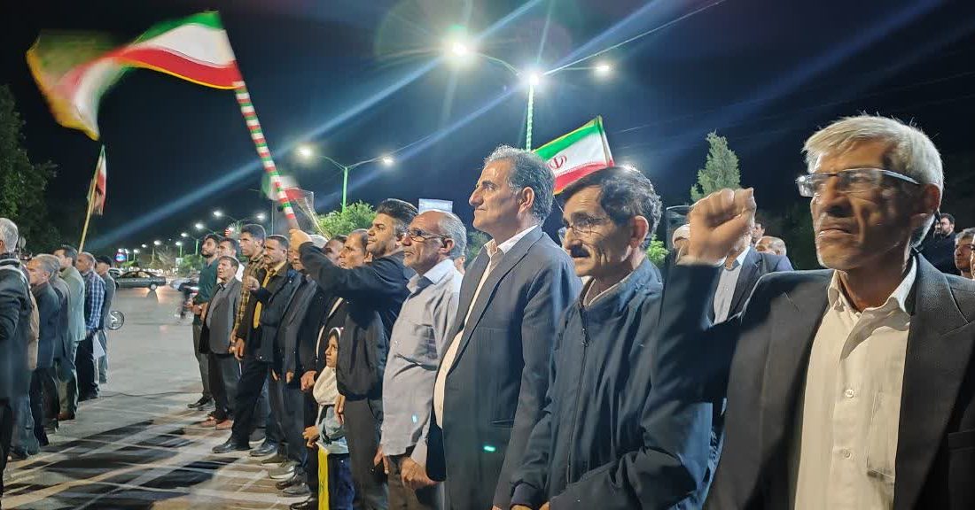 شکوه اجتماعات شبانه مردم رومشکان