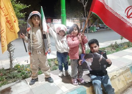 خیابان، میعادگاه دل‌های بیدار کودکان شد