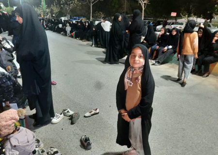همبستگی مردم رومشکان در حمایت از نیروهای انتظامی