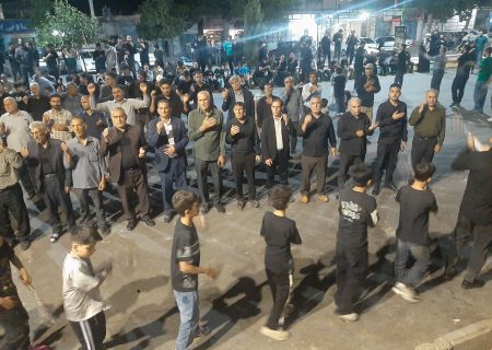 حضور گسترده رومشکانی‌ها در نخستین شب محرم با حماسه خیابان