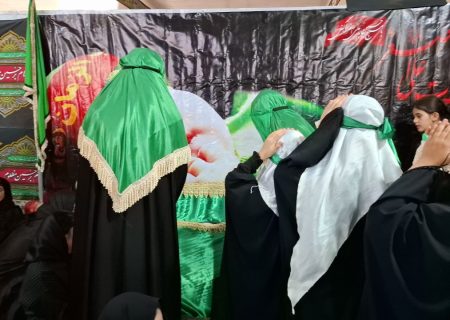 برگزاری مراسم شیرخوارگان حسینی