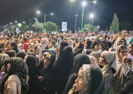 اجتماع مردمی رومشکان در دفاع از انقلاب و میهن
