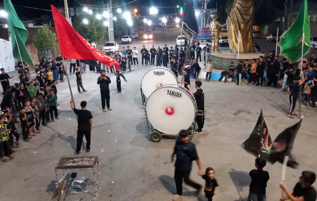 بازوند در سوگ سیدالشهدا(ع) غرق در ماتم شد