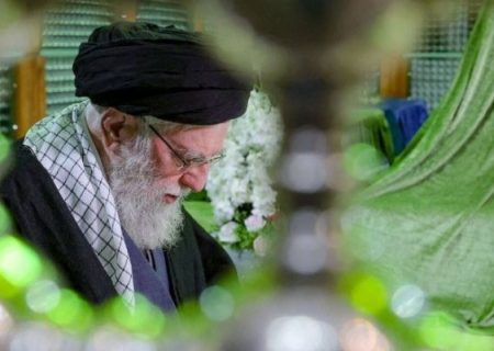 مسافر خورشید هشتم