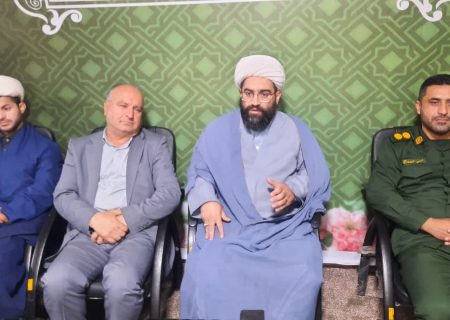 دیدار فرمانده، فرماندار، مسئول نمایندگی ولی‌فقیه و کارکنان ناحیه مقاومت رومشکان با امام جمعه