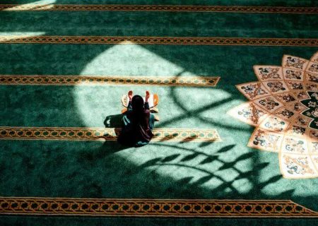 دین را باید با زندگی امروز گفت