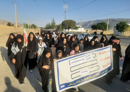 پیاده‌روی خانوادگی هفته دفاع مقدس در چغابل برگزار شد