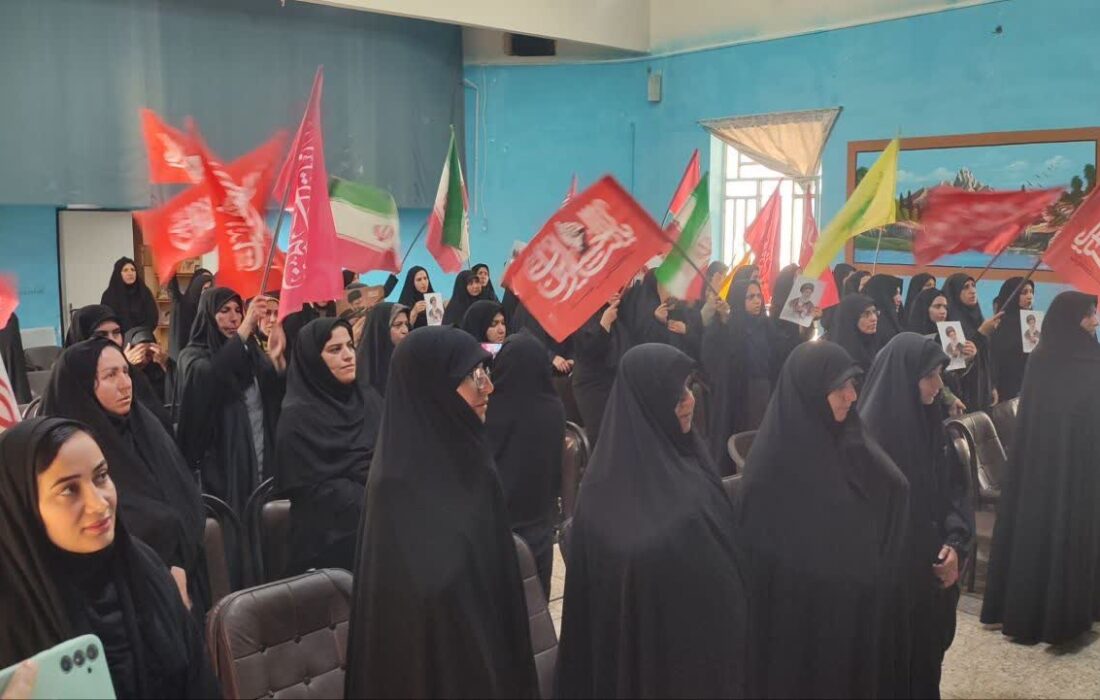 رجزخوانی دختر سردار شهید محمود رشنو در نشست نقش زنان در دفاع مقدس و مقاومت