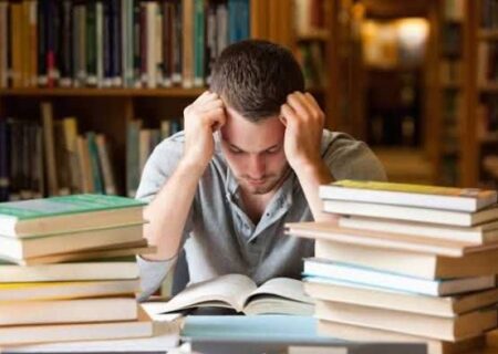 کتابخوانی فقط برای باسوادتر شدن نیست
